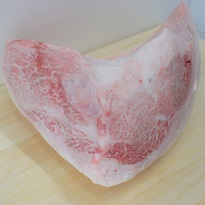 和牛友三角の美しいサシ