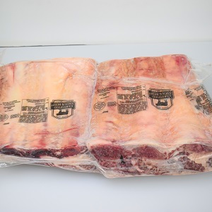 骨付カルビのボンインショートリブ