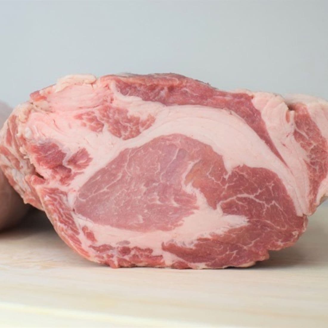 横浜の飲食店用の肉卸の豚精肉